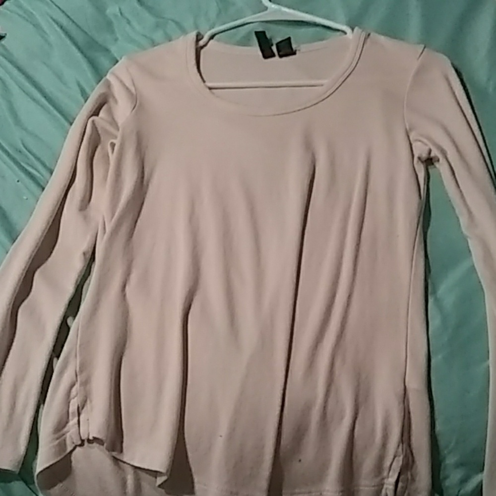 White long sleeve tee